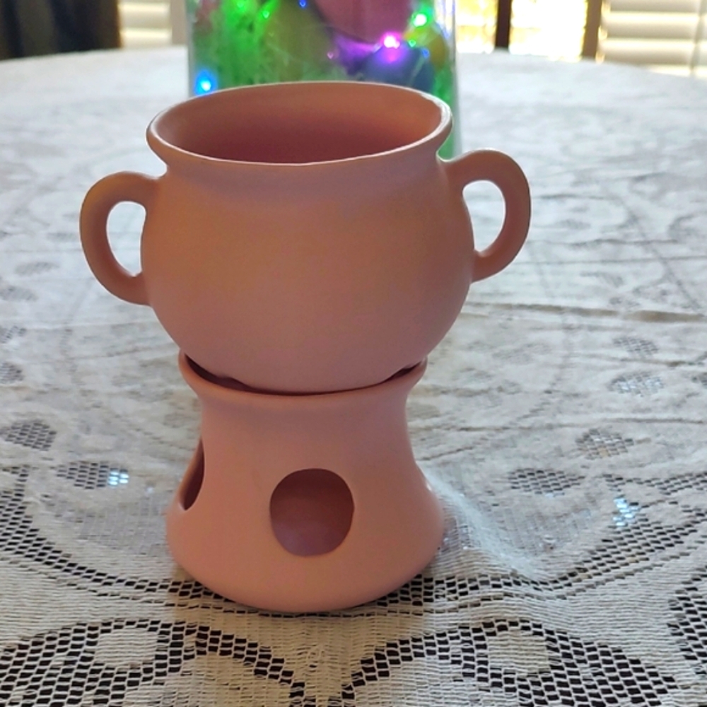 Elegant Pink Ceramic Candle Holder